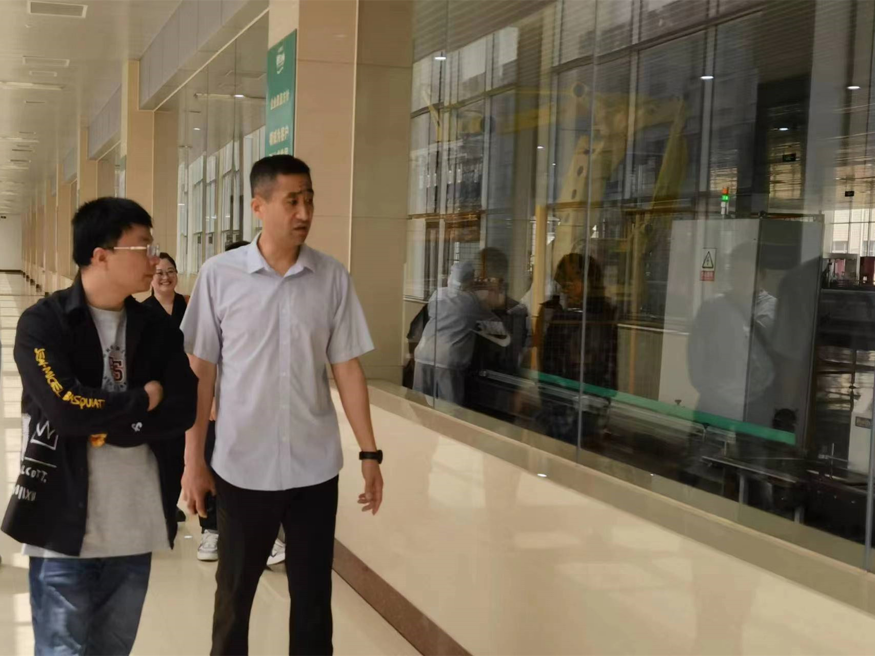 杭州聯華華商集團來桐廬公司參觀考察