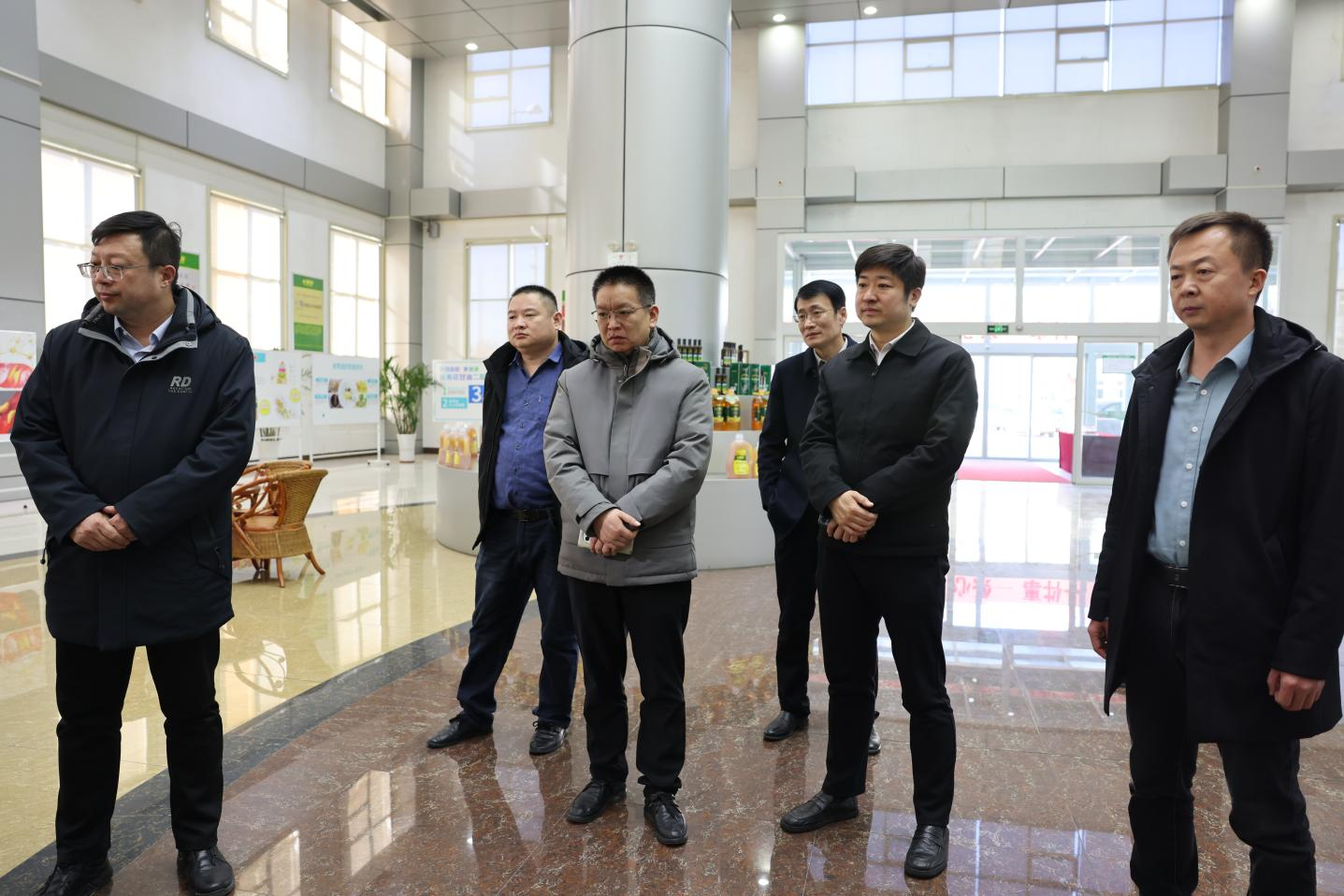 山東人才科創、清華大學團委創業指導中心考察組來山東三星集團參觀考察