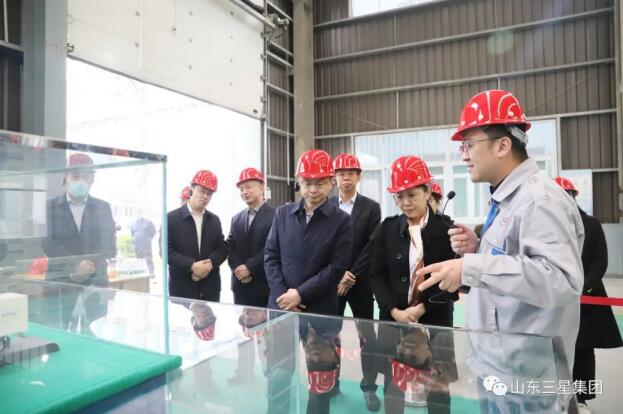 濱州市政協副主席、市工商聯主席侯學峰一行來山東三星集團調研