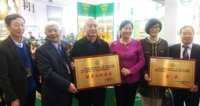 長壽花金胚玉米油、稻米油雙雙榮獲糧油行業品質金獎